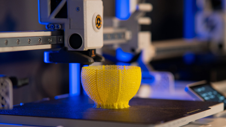 5 Unique 3D Printers You Can Buy For Under $500