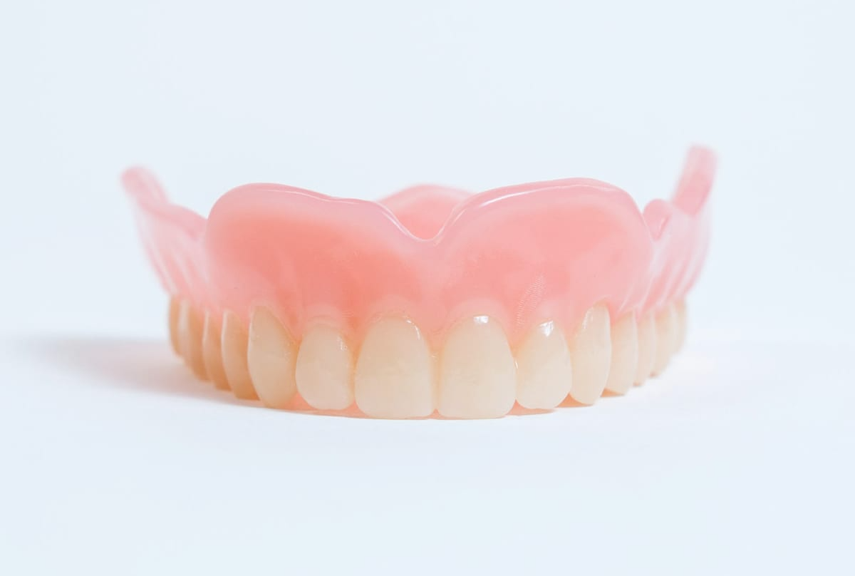Carbon Launches Tougher FDA-Cleared DB 4000 Resin for 3D-Printed Dentures