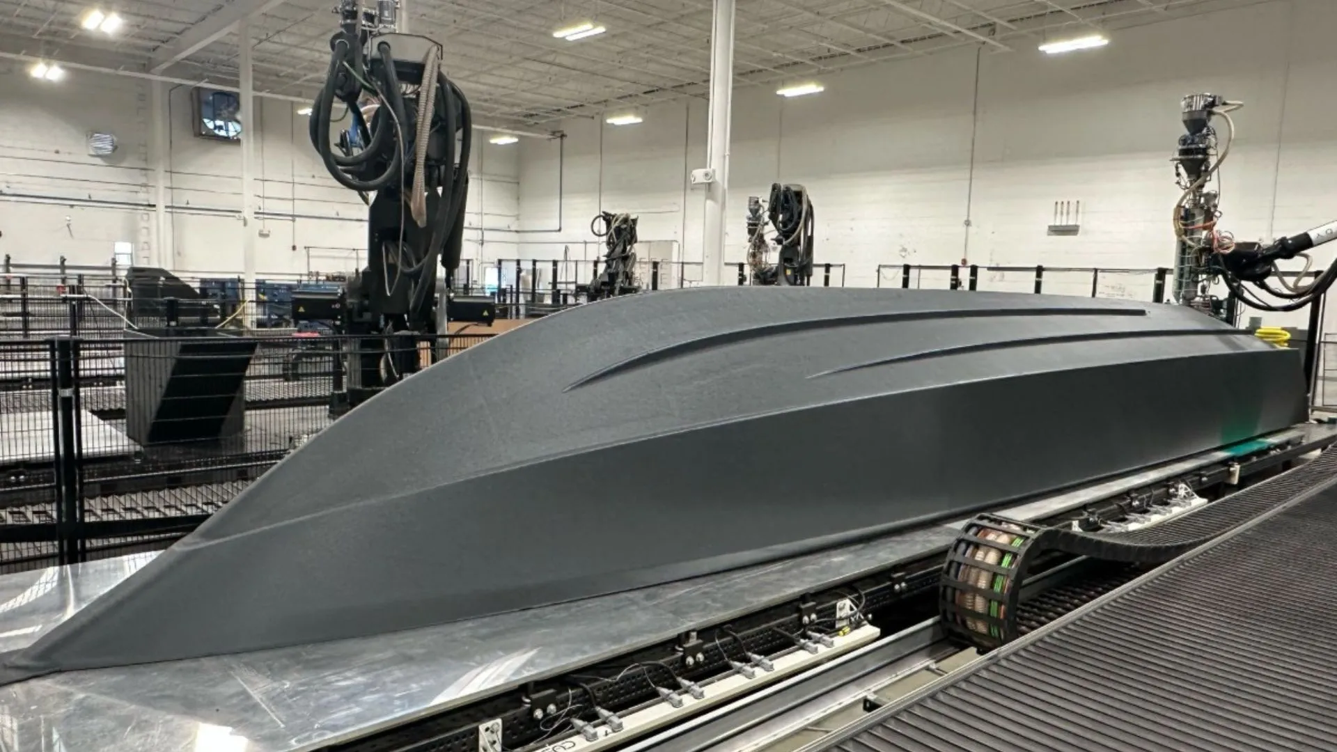 A Florida Company 3D-Printed an Entire Drone Boat With Robot Arms