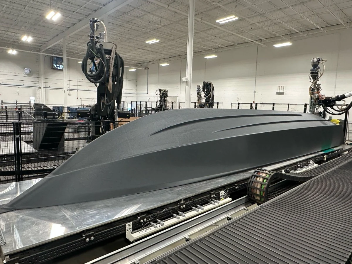 Haddy 3D-Prints TF-179 Drone Boat Using Robotic Arms