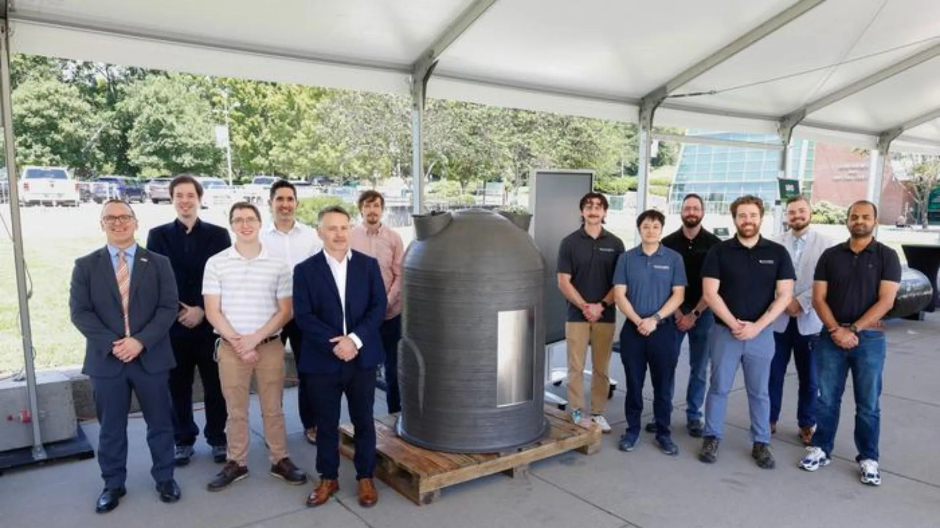 Oak Ridge 3D Prints Steel Nuclear Vessel With Three-Armed Robot