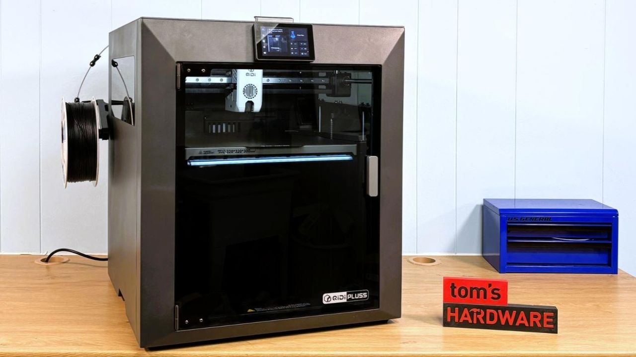 QIDI Plus5 Review: The Best Mid-Size Enclosed Printer Right Now