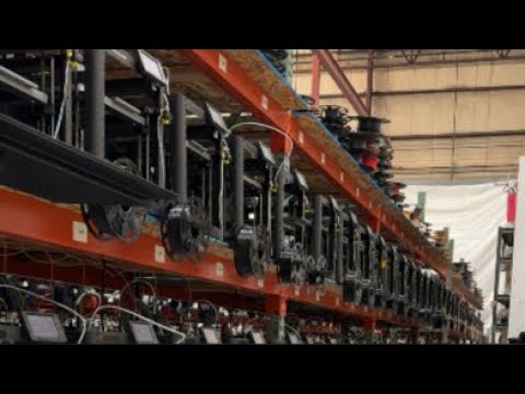 Slant 3D Shows How It Runs 1,000-Printer Manufacturing Farms